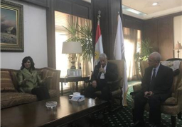 رئيس “الأعلى للإعلام” يبحث مع وزيرة الهجرة أوجه التعاون