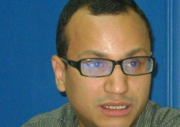 محمد عبد النبي يفوز بجائزة الأدب من معهد العالم العربي بباريس