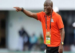 مدرب زامبيا يشكر الحكومة المصرية ويدعو الجماهير لمساندة فريقه