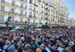 مظاهرات في العاصمة الجزائرية رفضا للانتخابات الرئاسية المقبلة