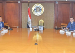 وزير التجارة والصناعة يبحث مع نظيره البيلاروسى مستقبل التعاون الصناعى المشترك بين البلدين