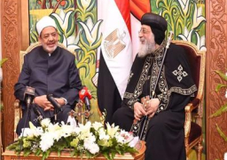 شيخ الأزهر ومفتي الجمهورية يهنئان البابا تواضروس الثاني بعيد الميلاد
