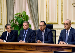 رئيس الوزراء يُكلف بتشكيل مجموعة عمل وزارية لتنفيذ توصيات منتدى الشباب