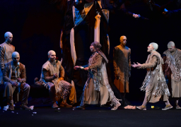 لجنة التحكيم تحجب “الجائزة الكبرى” لمهرجان الكويت المسرحي