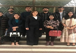 سفيرة مصر بالهند تلتقي عددا من المشاركين في منتدى شباب العالم