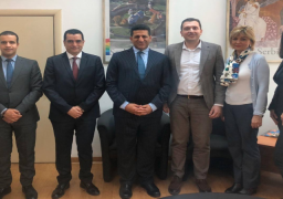 سفير مصر لدى صربيا يبحث مشاركة مصر كدولة شريك لأول مرة فى معرض بلجراد الدولى للسياحة