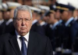 الرئيس الجزائري المؤقت يدلي بصوته في الانتخابات الرئاسية