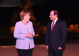 السيسي يتلقى اتصالاً هاتفياً من المستشارة الألمانية أنجيلا ميركل