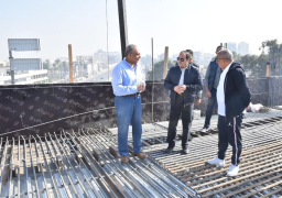 بالصور..السيسي يتفقد أعمال تطوير طرق ومحاور مصر الجديدة