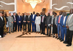 بالصور … رئيس مجلس النواب يلتقي تيموثي توت رئيس المجلس التشريعي الانتقالي بجنوب السودان