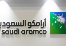 سهم أرامكو يخسر جزءا كبيرا من مكاسبه
