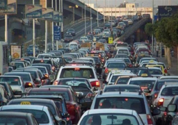 كثافات مرورية مرتفعة بكوبرى أكتوبر