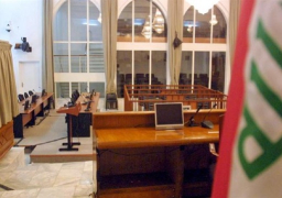 محكمة عراقية تستدعى مسؤولين متهمين بالفساد بينهم محافظ الديوانية السابق