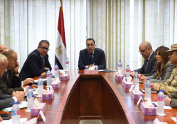 مدبولي يتفقد العمل بالمتحف الكبير.. ويوجه بسرعة تطوير المنطقة المحيطة