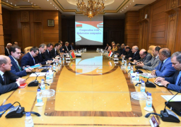 بالصور … وزير الدولة للإنتاج الحربي ووزير الصناعة البيلاروسي يشهدان توقيع ٣ مذكرات تفاهم