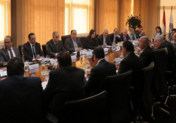 بالصور .. وزيرا المالية والنقل يبحثان ربط الموانئ البحرية بالنافذة الواحدة إلكترونياً