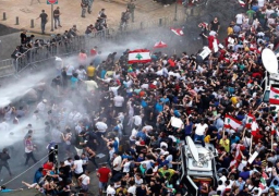 400 جريح في الصدامات بين المتظاهرين والأمن في لبنان