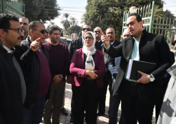 وزيرة الصحة تتفقد أعمال تطوير الوحدة الصحية بالقرايا.. وتستمع لمطالب الأهالي