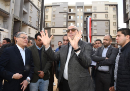 وزير الإسكان ومحافظ المنيا يتفقدان الوحدات السكنية بمشروع “سكن مصر” بمدينة المنيا الجديدة
