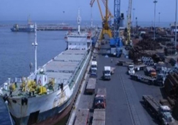 اليوم..تداول 26 سفينة بموانيء بورسعيد