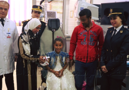 بالصور..وزير الداخلية يوجه بإجراء عمليتى زرع أجهزة سمعية لطفلين