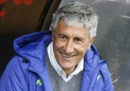 رسمياً .. برشلونة يعلن إقالة فالفيردى .. وتعيين كيكى سيتين مديراً فنياً