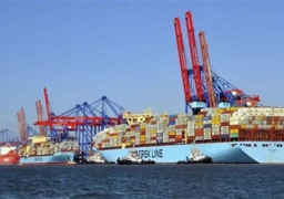 تداول 30 سفينة بموانئ بورسعيد