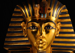 كشف ألغاز توت عنخ آمون والأهرامات والمومياوات فى كتاب “أسرار الآثار