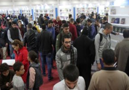 لليوم السابع.. إقبال كبير من الجمهور على معرض القاهرة الدولي للكتاب