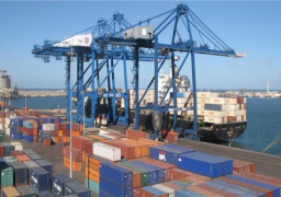ميناء دمياط يستقبل 8 سفن للحاويات والبضائع العامة