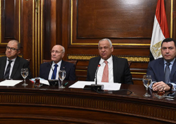 وزير الإنتاج الحربى من البرلمان: نبدأ إنتاج أول أتوبيس كهربائى نوفمبر المقبل