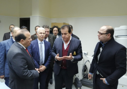 عبد الغفار:الدولة تعطي كل الاهتمام بالقطاع الطبي حفاظا على صحة المواطن