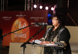 برعاية رئيس الوزراء وفى حضور 8000 مشاهد : وزيرا الثقافة والسياحة والاثار ومحافظ قنا اطلقوا فعاليات مهرجان دندرة للموسيقى والغناء