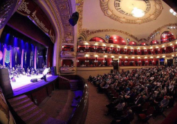 أغاني الأفلام العالمية و الرومانسية في أوبرا القاهرة والإسكندرية