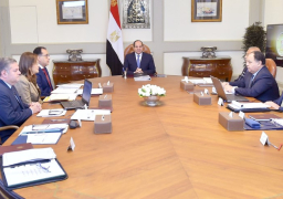 الرئيس يوجه بمواصلة تطوير صناعة الغزل والنسيج