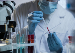 الصين تعلن التوصل لعلاج فعال ضد فيروس كورونا الجديد