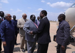 بالصور..وفد الحكومة السودانية يتوجه إلى جوبا لاستئناف مفاوضات السلام