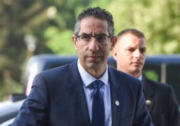 وزير دفاع قبرص : نيقوسيا تواصل سعيها فى التوصل لتسوية قابلة للتطبيق تنهى الاحتلال التركى