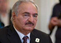 حفتر يبدي استعداده لقبول وقف إطلاق النار بشروط