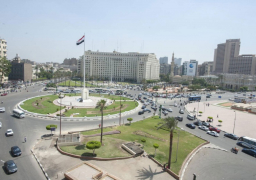 رئيس الوزراء يتفقد أعمال التطوير بميدان التحرير