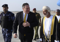 سلطان عمان يلتقي وزير الخارجية الأمريكي