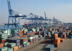 تداول 27 سفينة للحاويات والبضائع العامة بميناء دمياط