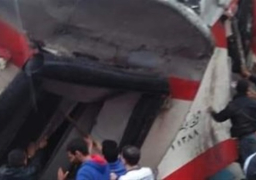 الصحة: الدفع بــ 17 سيارة إسعاف إلى موقع تصادم القطارين