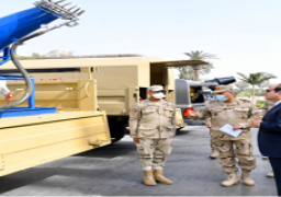 السيسي يتفقد أجهزة تعقيم تم تطويرها بالتعاون مع”الانتاج الحربى”