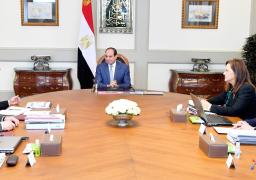 الرئيس عبد الفتاح السيسي يوجه بزيادة حد الإعفاء الضريبى للعاملين بأجر من 8 آلاف جنيه لـ15 ألفا