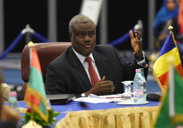 رئيس مفوضية الاتحاد الأفريقي يبدأ زيارة إلى السودان