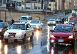 إرشادات مرورية للقيادة الآمنة على الطرق أثناء هطول الامطار