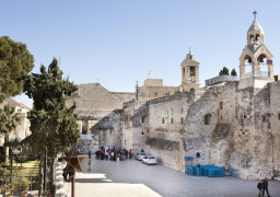 إغلاق كنيسة المهد في بيت لحم بعد الاشتباه بحالات مصابة بفيروس كورونا