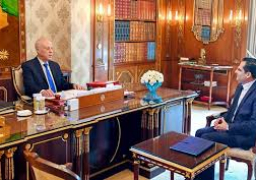 الرئيس التونسي يبحث عمليات إجلاء العالقين والحشد المالي لمجابهة كورونا