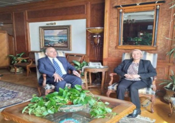 الرى والبيئة تبحثان التعاون فى دراسات التكيف مع التغيرات المناخية